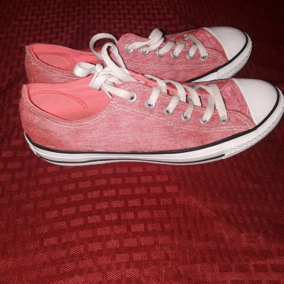 Converse Pink Lady - Picture 2 of 3